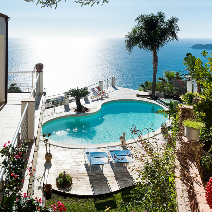 Villa Kira