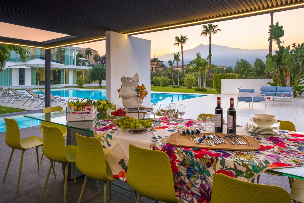 Villa Giardini - outside dining