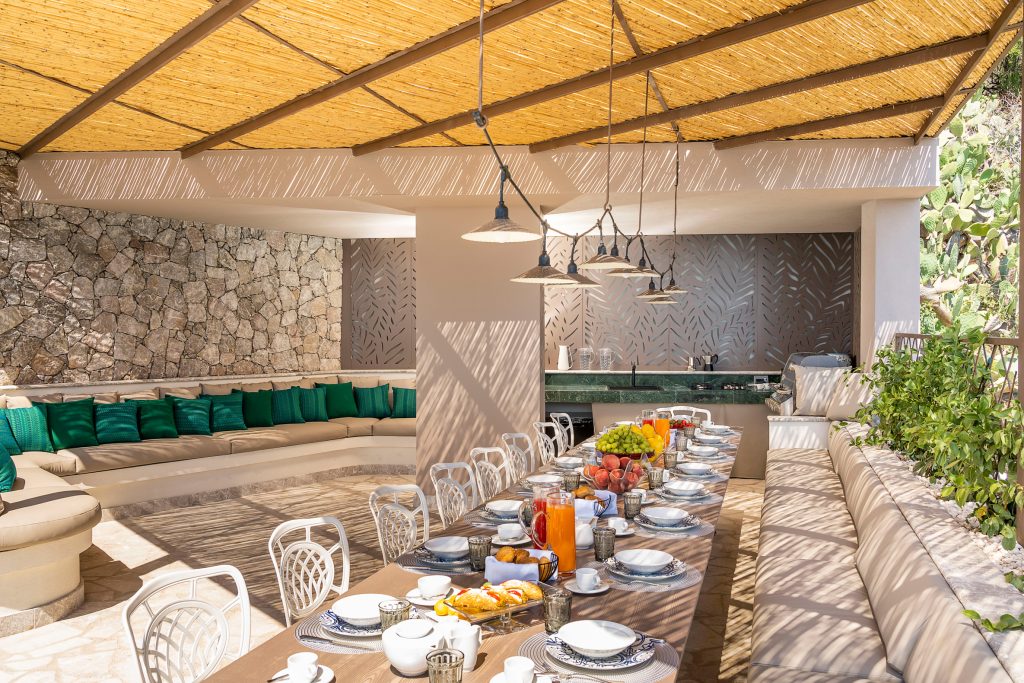Villa Hera in Taormina - outside dining